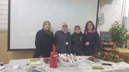 متطوعات أم الفحم في الإطفاء والإنقاذ يعدن لتقديم المحاضرات التوعوية